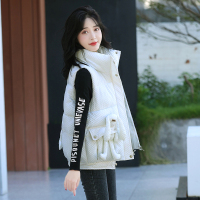 卡丹路时尚小兔挂件格纹羽绒棉马甲女短款新款休闲宽松减龄马夹