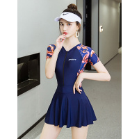 泳衣女2022新款温泉女士保守连体遮肚显瘦运动韩国ins风大码泳装