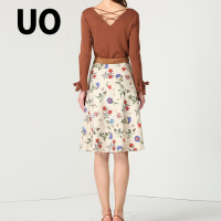 UO春季时尚通勤简约纯色V领修身女毛衫针织衫