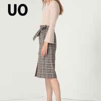 UO春季 简约纯色喇叭袖毛衫女针织衫