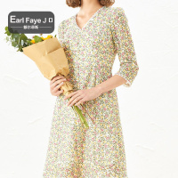 额尔菲斯气质显白V领碎花连衣裙