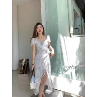 一字领木耳边连衣裙女夏季2022年夏装新款不规则性感显瘦蛋糕裙