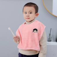 洗漱巾:粉色 一条 儿童洗漱巾防水婴儿套头围兜洗脸刷牙不湿衣多功能宝宝擦脸小毛巾