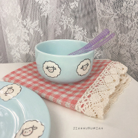 蓝色绵羊碗 胖嘟嘟的蓝色小绵羊可爱卡通一人食陶瓷盘甜品碗沙拉碗组合餐具