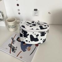 椭圆形 馨帮帮杂货铺黑白奶牛化妆包便携旅行收纳包化妆箱大容量化妆包女