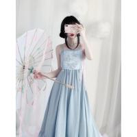 短款 S 汉元素沧海 森系蝴蝶刺绣 温柔少女 大摆复古吊带连衣长裙