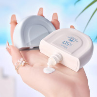 防晒霜SPF50+军训学生党男女通用防紫外线不油腻面部身体隔离乳女