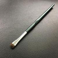 卧蚕刷 小马毛 卧蚕刷扁头小号眼部细节刷眼睑下至眼影刷动物毛扁平化妆刷子真毛