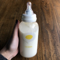 荷包蛋 奶嘴杯便携式大容量少女心吸管杯萌茶杯成人奶瓶保温杯多用小朋友