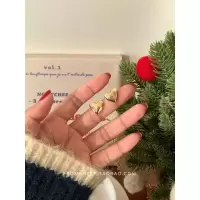 金色方钻爱心锆石耳钉 FromSheep金属爱心锆石耳钉女小众设计ins风配饰日韩百搭气质耳饰