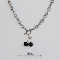 酷二丫黑色樱桃项链ins百搭短款锁骨链辣妹个性嘻哈冷淡风吊坠潮