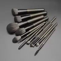 14支小葡萄加赠品 其它材质 14支化妆刷套装初学者套刷动物毛眼影刷散粉刷粉底刷沧州刷超柔软
