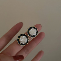 银针-黑白花朵 黑白山茶花朵耳环复古宫廷小众设计气质耳饰高级感简约时尚耳钉女