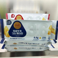 一莎牛乳牧场特浓牛乳芝士味蛋白卷80g