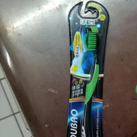 欧宝软毛牙刷V011NO228