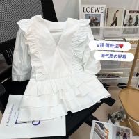 V领荷叶边甜美减龄上衣2022新款夏季短袖小清新气质韩版显瘦衬衫