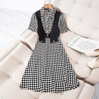 雅洛诗大码女装2022夏季新款胖妹妹时尚洋气拼接格子假两件连衣裙