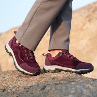 探路者户外鞋女士低帮徒步鞋防滑耐磨抗冲击户外登山鞋女 2021秋冬季新款户外越野女鞋