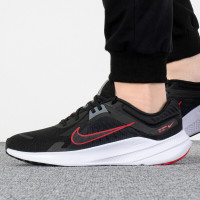 耐克NIKE官方男鞋冬季新款QUEST5跑鞋运动鞋网面减震跑步鞋DD0204