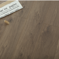 橡色高密度强化复合地板
