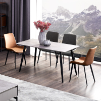 现代风格餐桌,以实用主义为核心,没有复杂的线条和造型,也没有多变的功能。