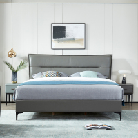 头层黄牛皮+俄罗斯落叶松全实木框架 牛角式设计的床头,大气十足,寓意牛气冲天,好运连连,同时安全感满满。