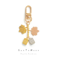 小众金色简约吊坠饰品钥匙扣轻奢百搭女生闺蜜包包AirPods小挂件