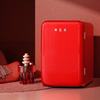 哈士奇HCK107升圆弧复古冰箱冷冻冷藏单门宿舍家用办公室小型保鲜节能低噪嵌入式超薄冰箱 BC-130RDC 红色