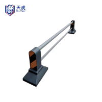 天虎 隔离护栏 60cm高 米