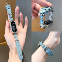 适用小米手环10表带山茶花镶钻轻奢表带米9拼竹节高颜值纹皮质米8女款商务复古风时尚金属扣小米手环替换带透气秋夏3139a