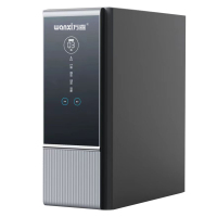 万喜1000G净水器,每分钟出纯水2.6L。自带TDS值显示,自带滤芯更换提醒,10寸通用滤芯,智能触摸龙头,富锶后置碳