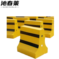 沁春莱 水泥防撞墩 长1000*高800 个