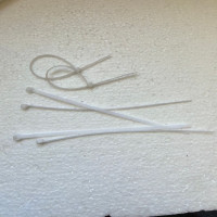 林阳林 尼龙扎带 8*650mm(黑/白) 1根