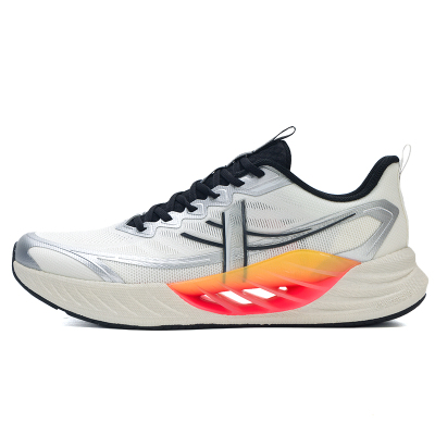 特步 男款运动鞋