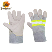 新动力火车 半皮手套 阻燃线缝制 单位:副