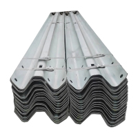 区南 波形护栏板 二波形含配件 米