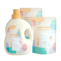植护洗衣液2kg*1瓶+500g*2袋初夏樱花香水ZH305021+ZH305283