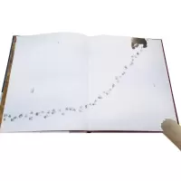 [M]雪地里的脚印(平)(NEW)/绘本花园-9787556074235