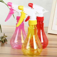 谋福 手压式糖果色塑料喷壶 可拆卸喷水壶 250ML喷水壶【颜色随机】