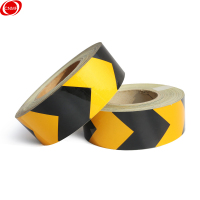 谋福 箭头高反光贴纸 汽车卡货车道路地贴警示反光膜 施工反光胶带警戒线条（平面黑黄箭头10cm*25m)