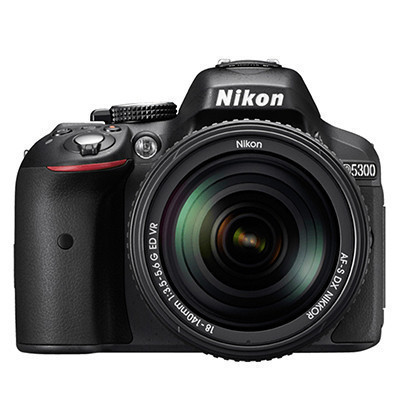 尼康(Nikon) D5300 数码单反单镜头套装 2416万像素18-140mm VR+16G卡+包+清洁套装+UV镜
