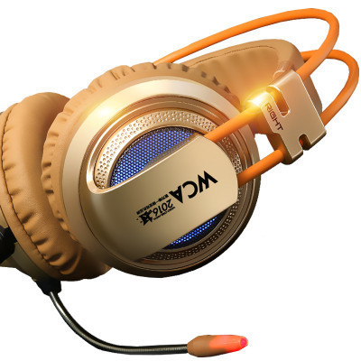 西伯利亚V10游戏耳机头戴式带话筒耳麦 台式电脑震动发光耳麦 LOL cf电竞游戏耳机(金色)