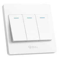 公牛(BULL) 开关插座 G07系列 三开双控开关 86型面板G07K312Y 白色