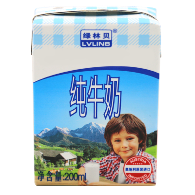 奥地利 进口牛奶 绿林贝脱脂纯牛奶 200ml*24 整箱装