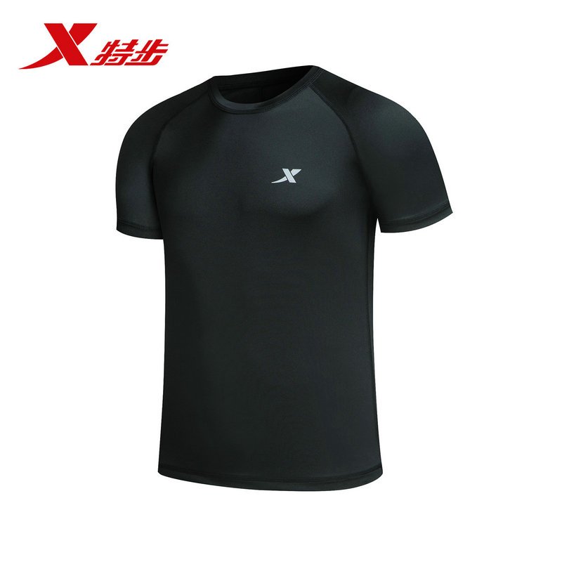 Xtep特步男子2018新款轻薄舒适运动T恤882129019176