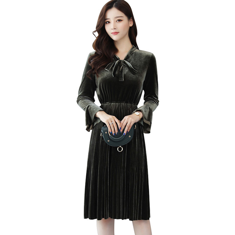 丝柏舍2018秋季新款女士纯色长袖V领系带百褶中长款A字裙长袖连衣裙S73R0199L