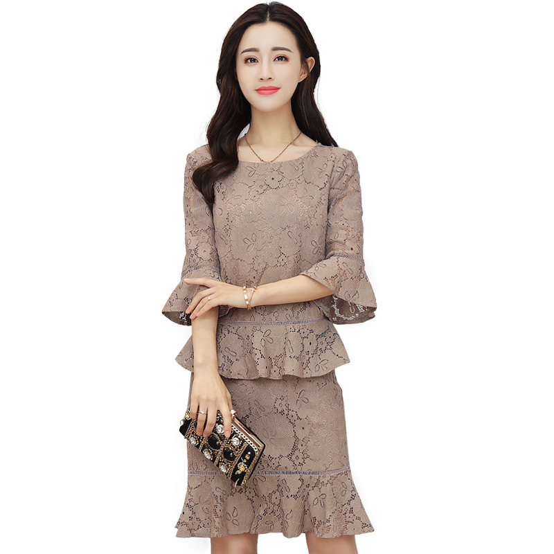 2018新款女装春装 欧美时尚娇小两件套时髦套装裙S81B0022N