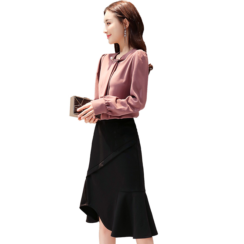 丝柏舍2018春季新款女装时尚纯色修身上衣搭一步裙时尚都市风格女士套装S81R0562N