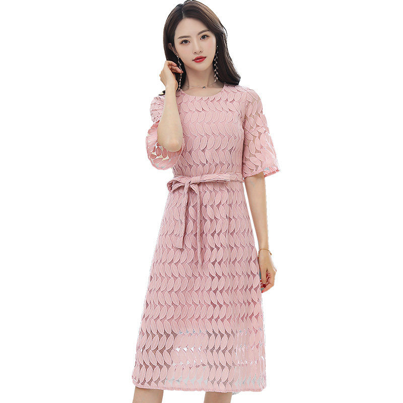 丝柏舍2018春季新款女纯色圆领有内衬腰带五分袖连衣裙S81R0107L