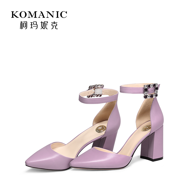 柯玛妮克 2018夏季新款紫色钻饰女鞋小牛皮包头粗跟高跟中空凉鞋